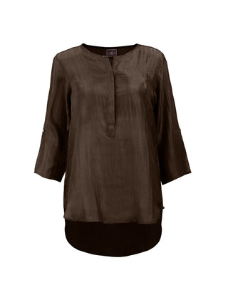 Blusón de seda con mangas 3/4 en tonos tierra de Sedas Nai Nai, tunica corta con diseño elegante y suave textura en color café morado.